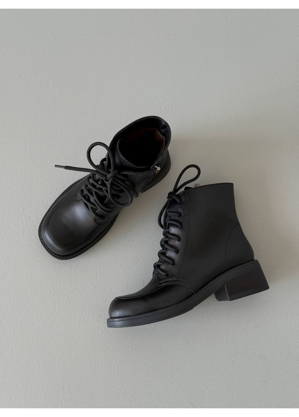 Осенние демисезонные анатомические ботинки Helen