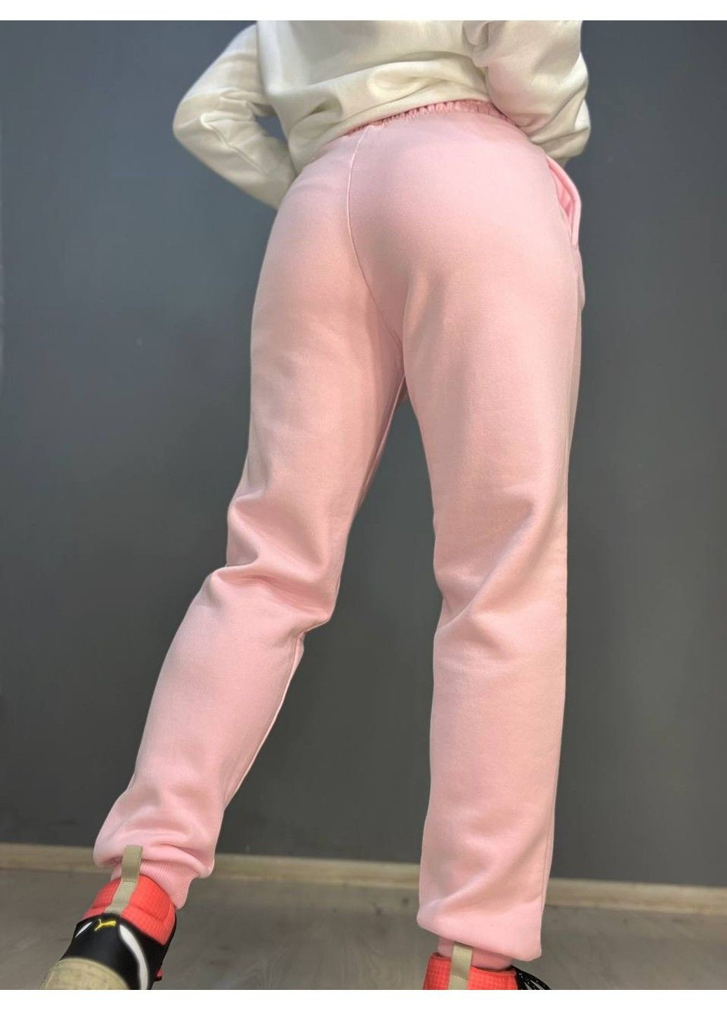 Брюки жіночі 24-13 спортивні штани джоггери на резинці утеплені фліс рожеві Pepper&Mint (313862903)