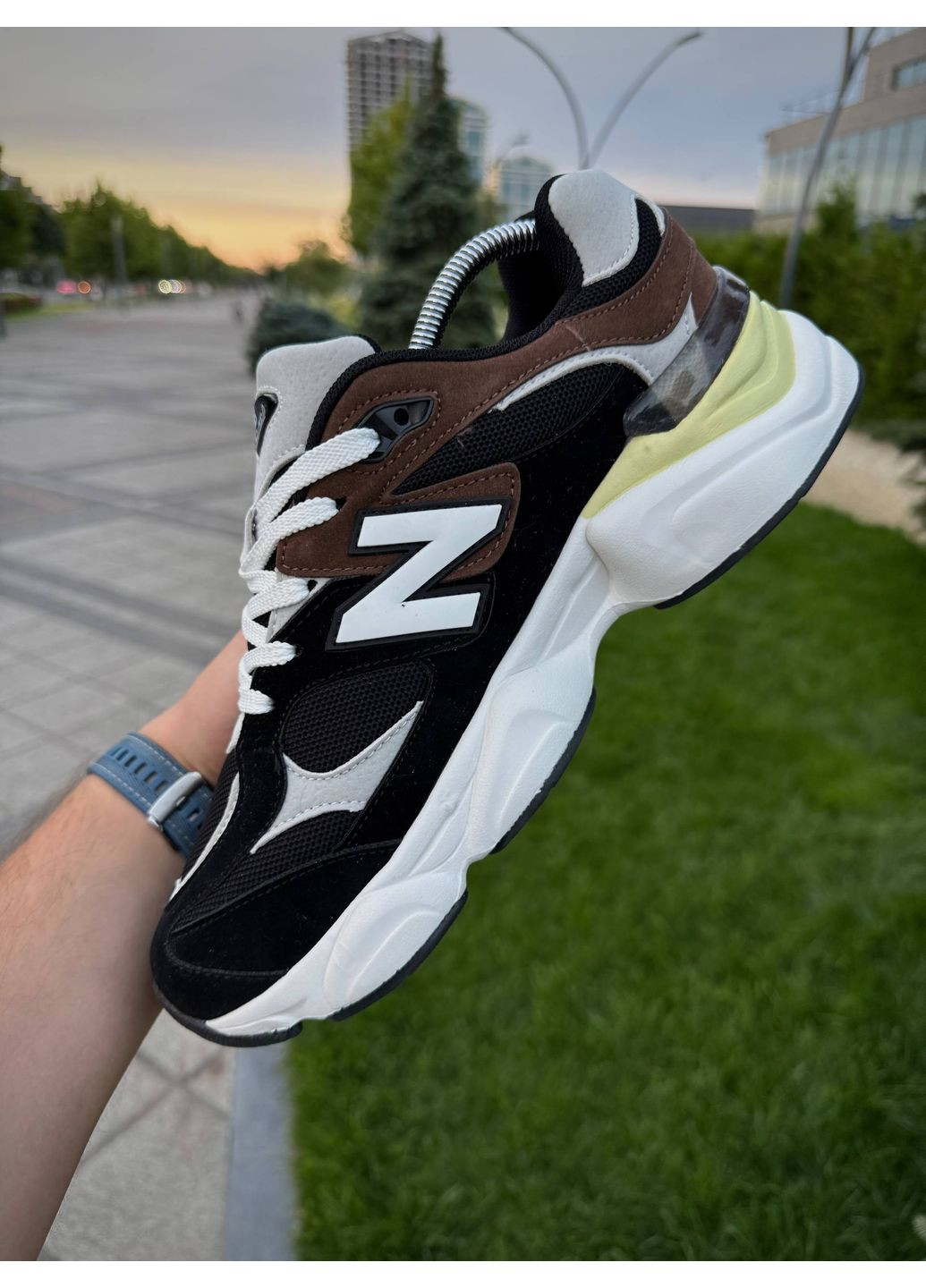 Коричневые демисезонные мужские кроссовки No Brand