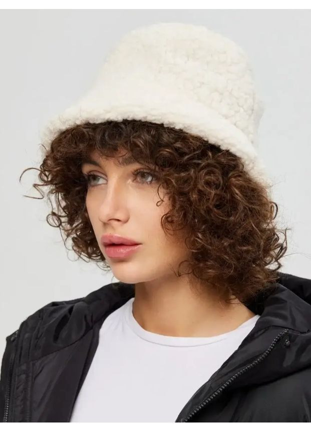 Жіноча зимова панама 56–60 см біла, утеплена каракульова шапка з поліестеру бараш для дівчат No Brand (364191361)