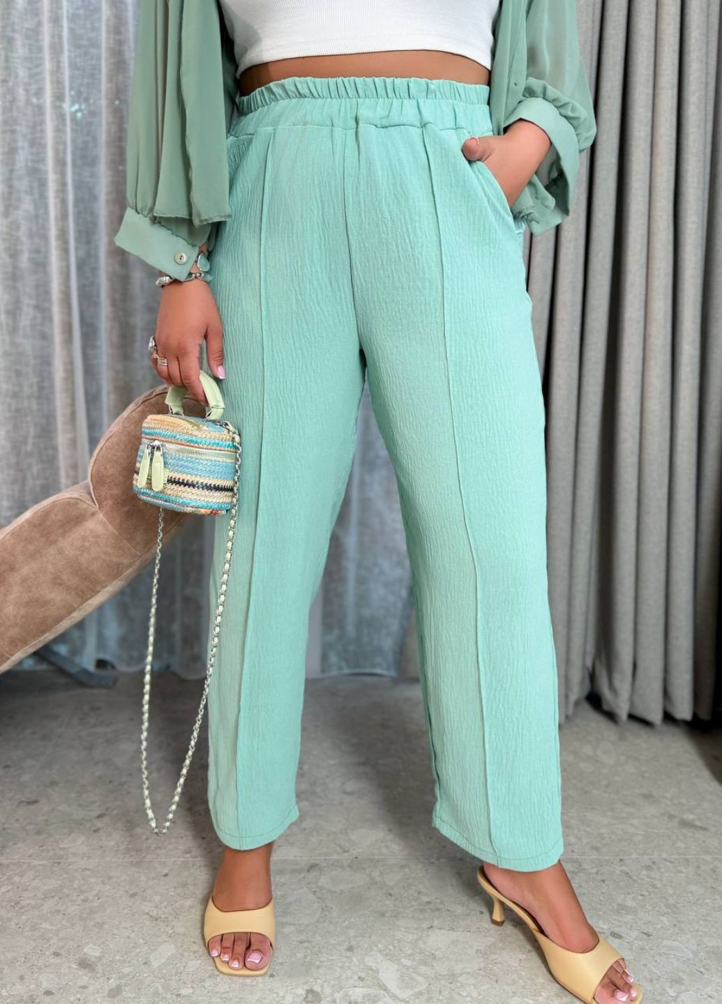 Штани на резинці з виточками Україна (342113183)