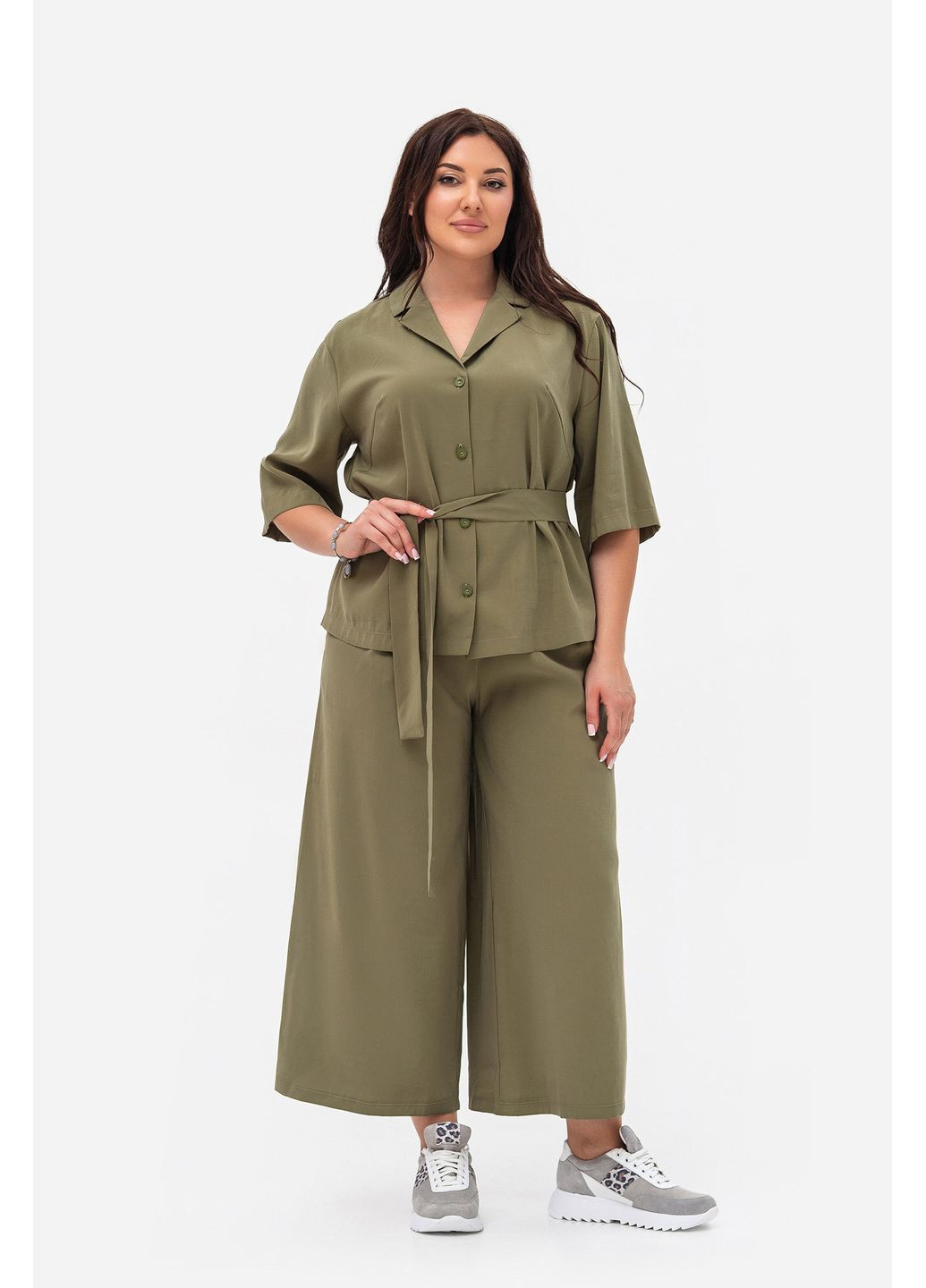 Зеленая рубашка однотонная Garne