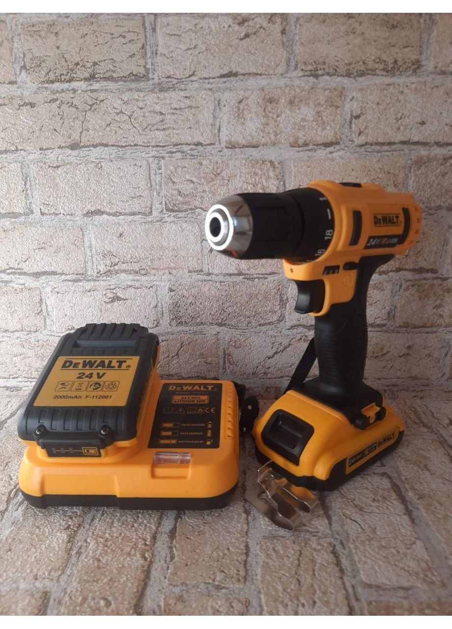 Шуруповерт акумуляторний 24V DCD771 з 2ма акумуляторами DeWALT (301941370)