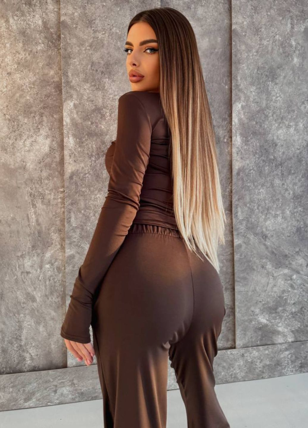 Базовий повсякденний костюм двійка: лонгслів з вирізами під пальчик + штани палаццо Україна (328392499)