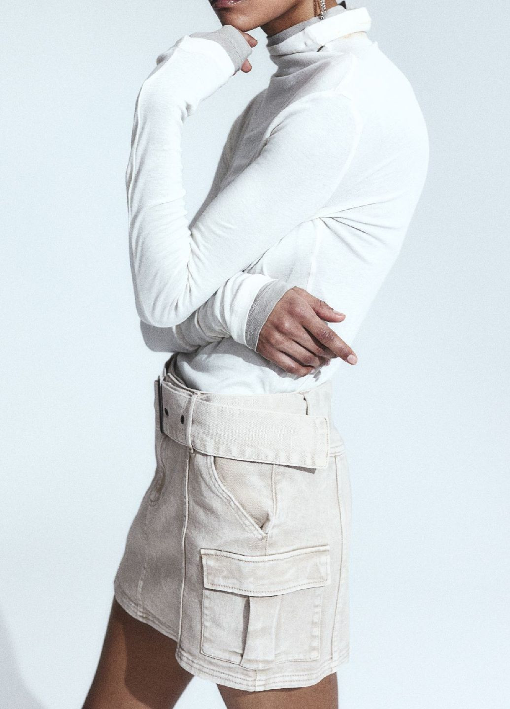 Светло-бежевая джинсовая однотонная юбка H&M