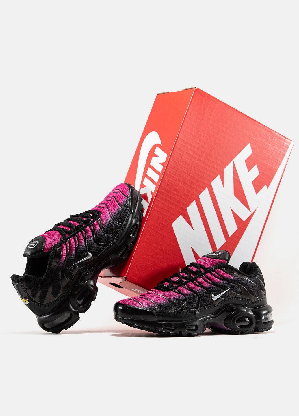 Розовые демисезонные кроссовки мужские и женские nike air max tn plus pink black | найк аир макс тн плюс розовые No Brand
