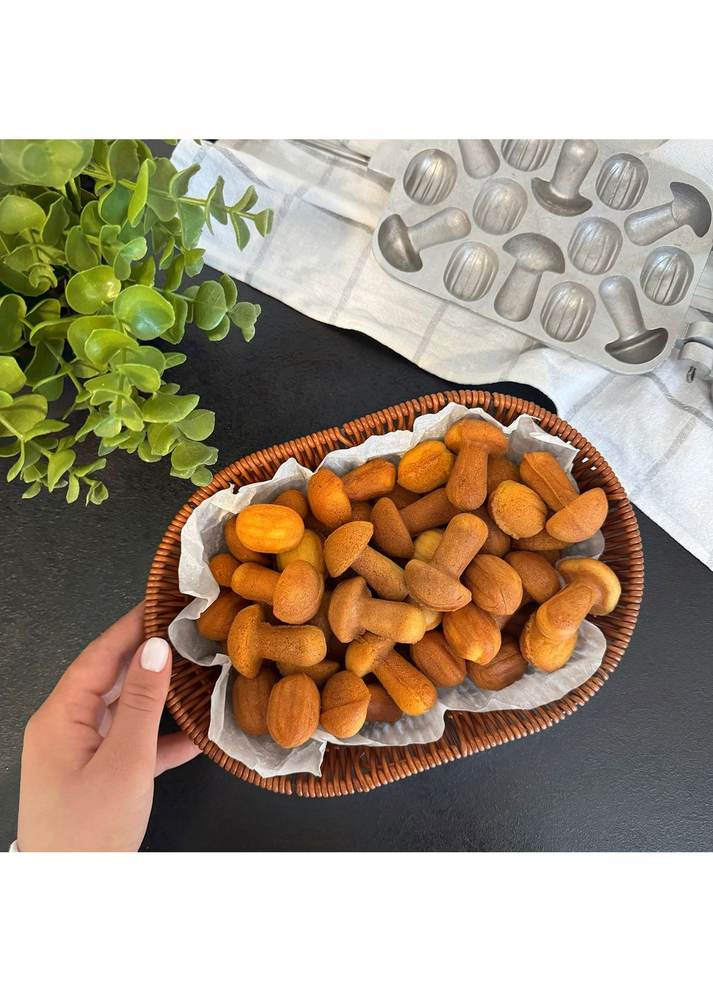 Форма алюмінієва для випікання печива на плиті горішниця горішниця «Лісові частування» (горішки та грибочки) Ласунка (314908781)