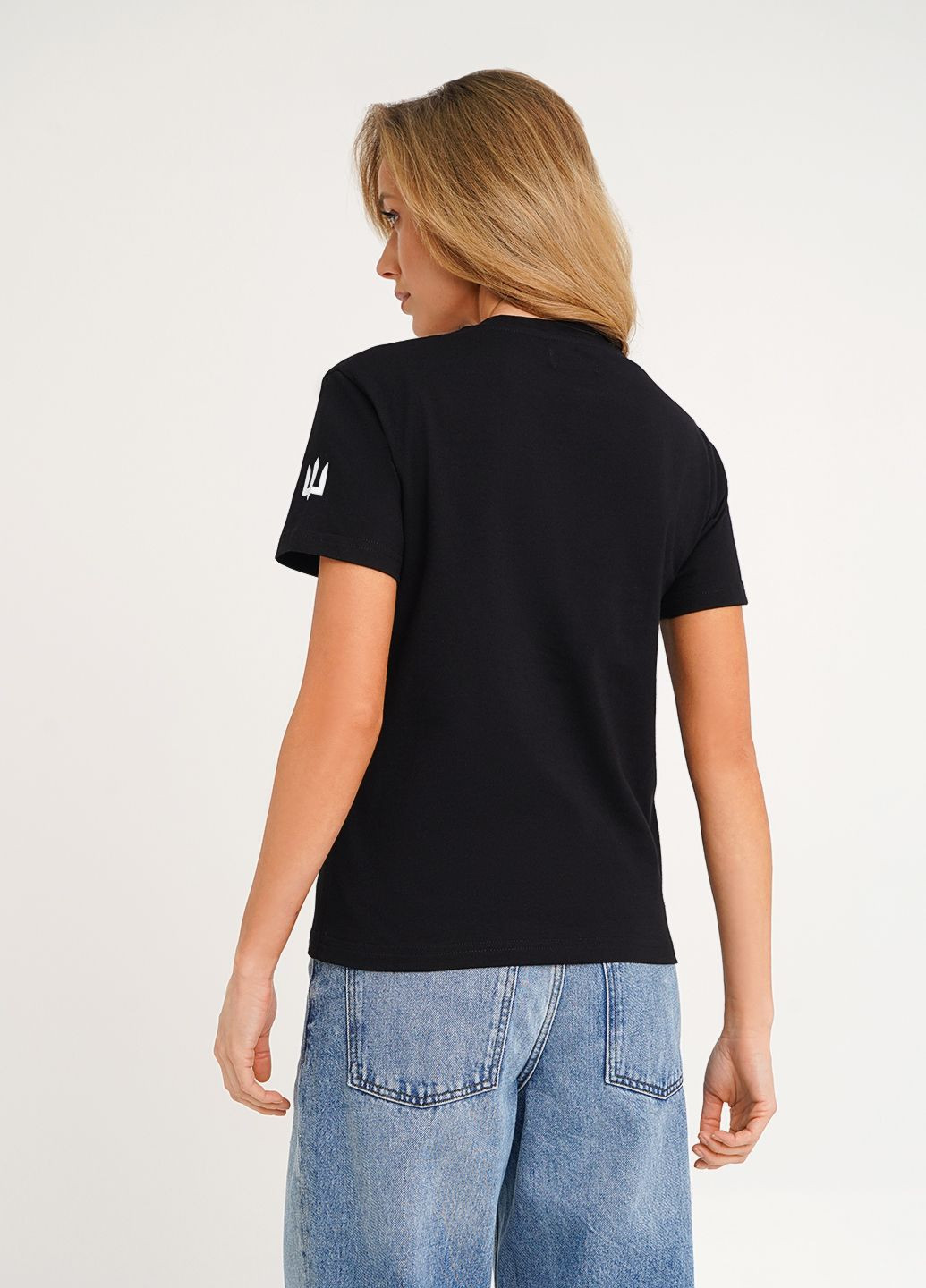 Чорна футболка жіноча Kasta x ЄП