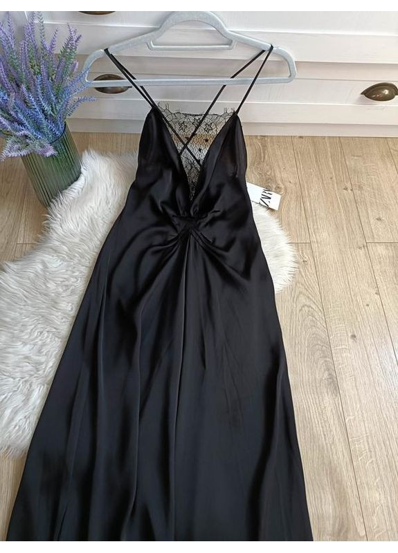 Черное длинное платье zw collection с кружевом Zara