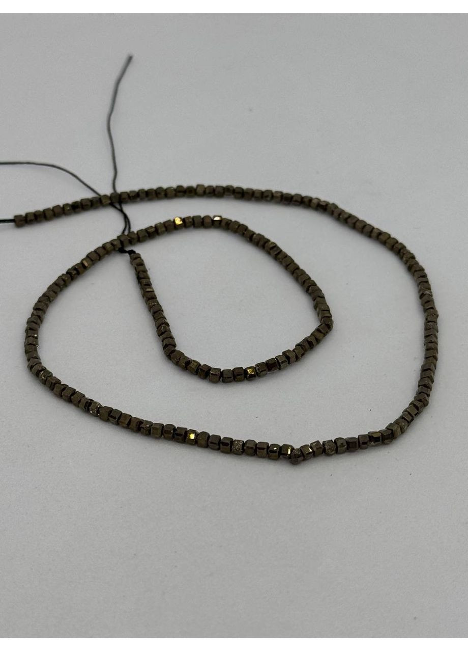 Пирит на нити без застежки 2*2 мм 40 см Комбинированный No Brand (351355809)