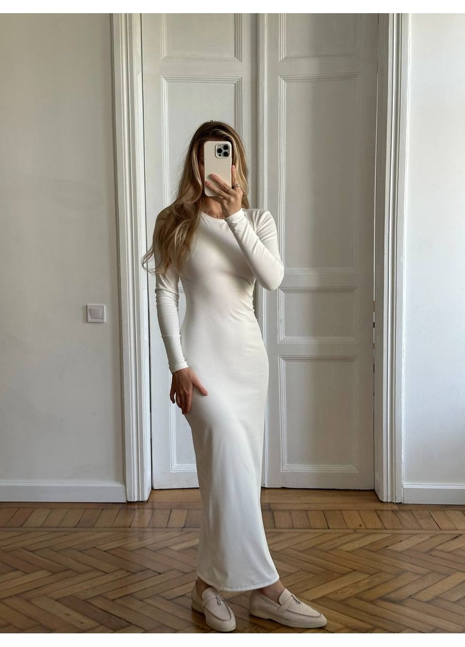 Молочное платье из тепленького мягкого рубчика с открытой спинкой Luna