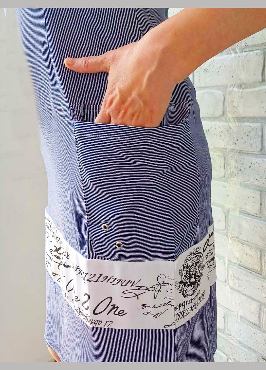 Голубое летнее женское комбинированное платье в бело - голубую полоску, с карманами, длина до колен No Brand в полоску