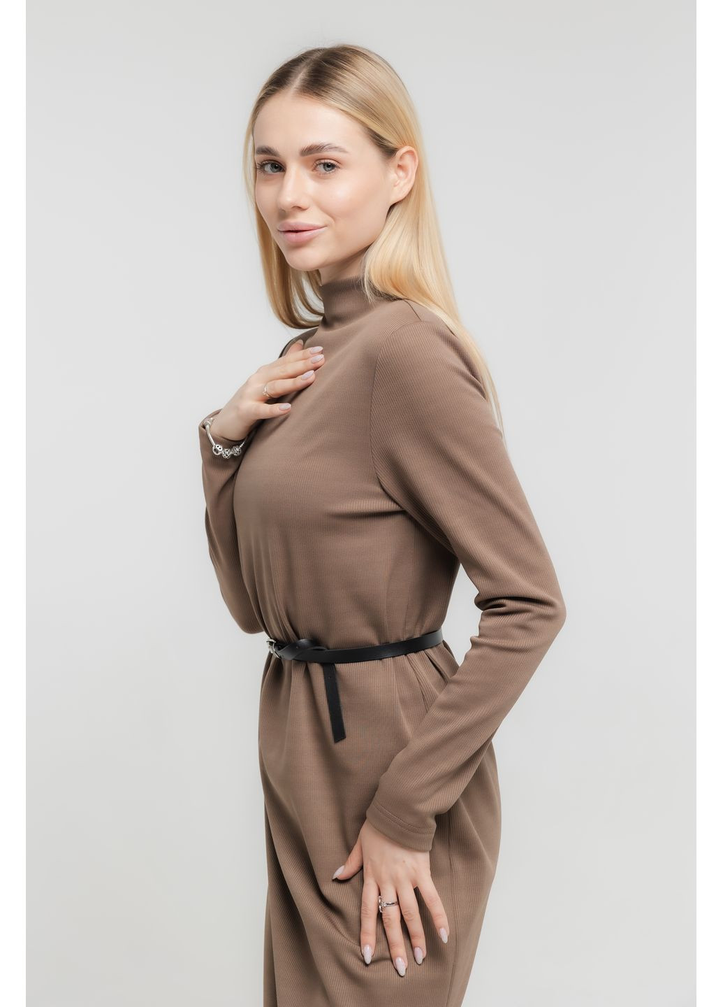 Бежевое повседневный, деловое, кэжуал masoli платье теплое в рубчик платье-водолазка, футляр No Brand