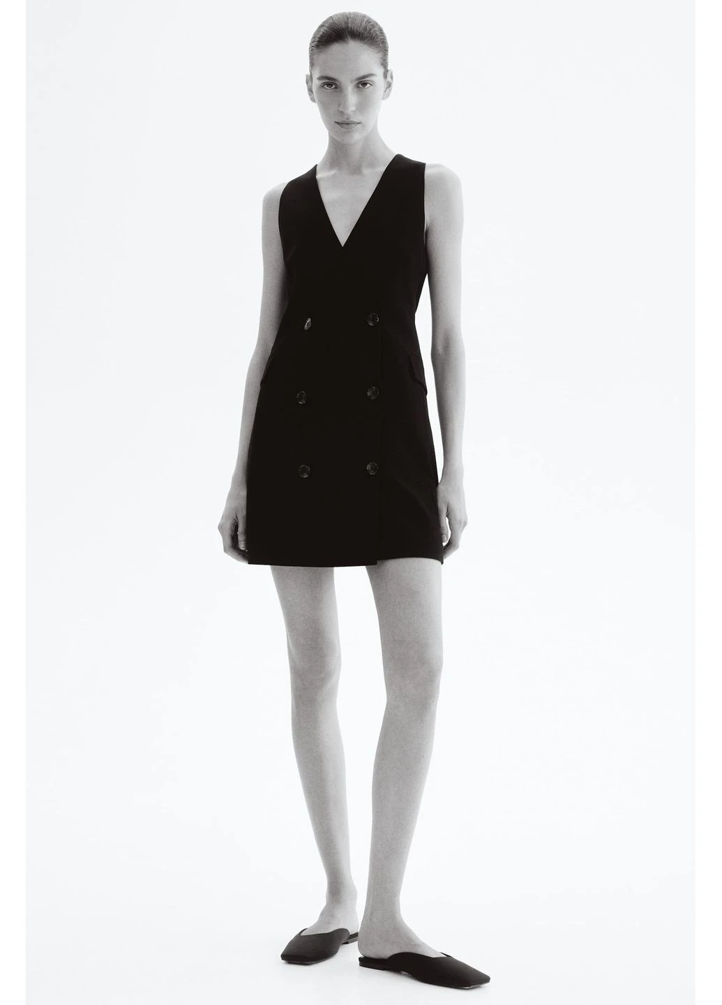 Черное платье H&M однотонное