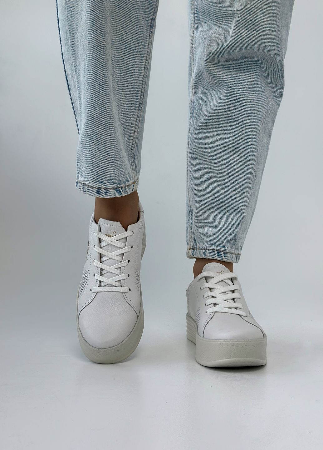 Білі кеди жіночі шкіряні Pegada