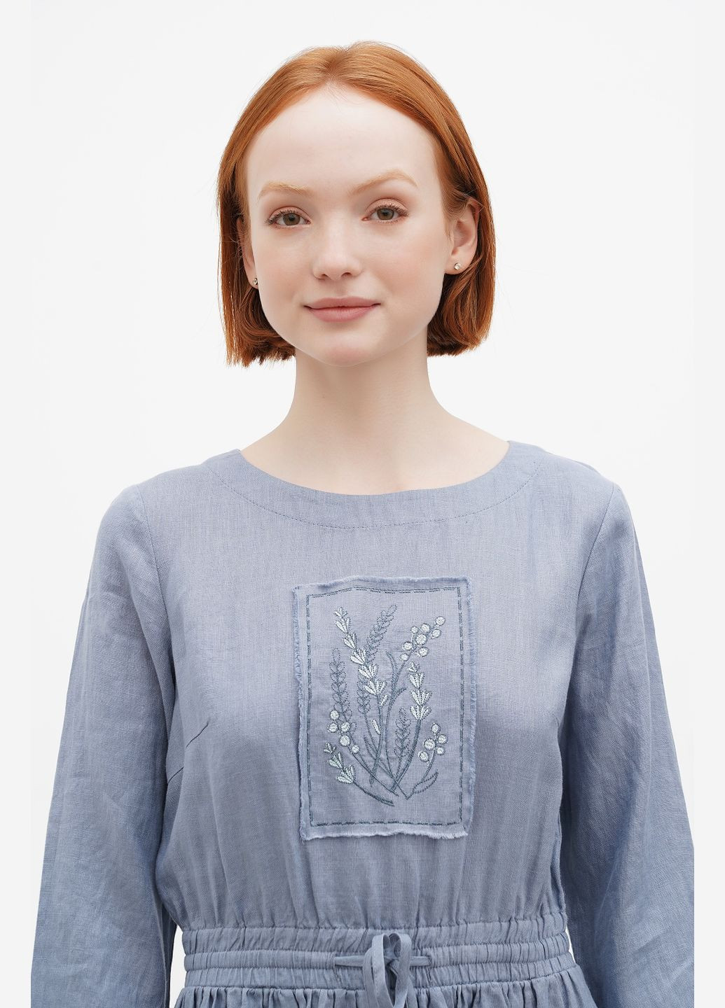 Голубое льняное платье с цветочной вышивкой эвита. голубой, р.54, код 0314/54/78 ГАЛЕРЕЯ ЛЬОНУ