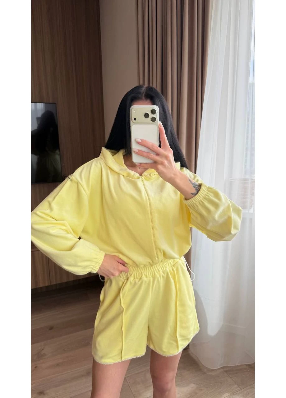 Велюровий костюм-трійка з мереживом No Brand Костюм (399531128)