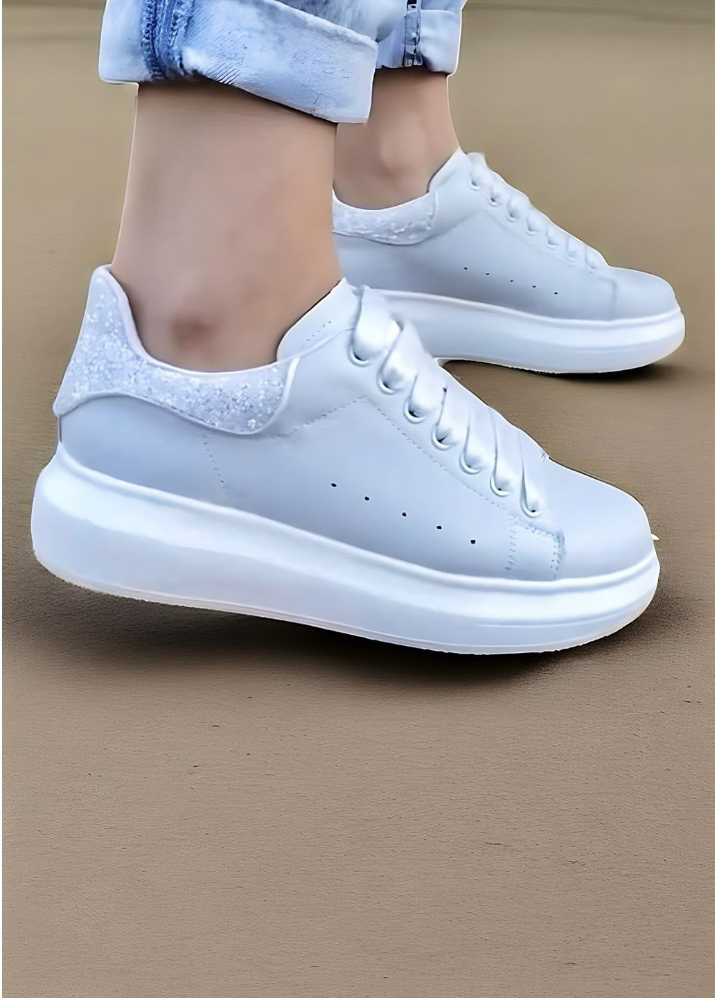 Шкіряні білі кросівки No Brand білі демісезони (361410982)