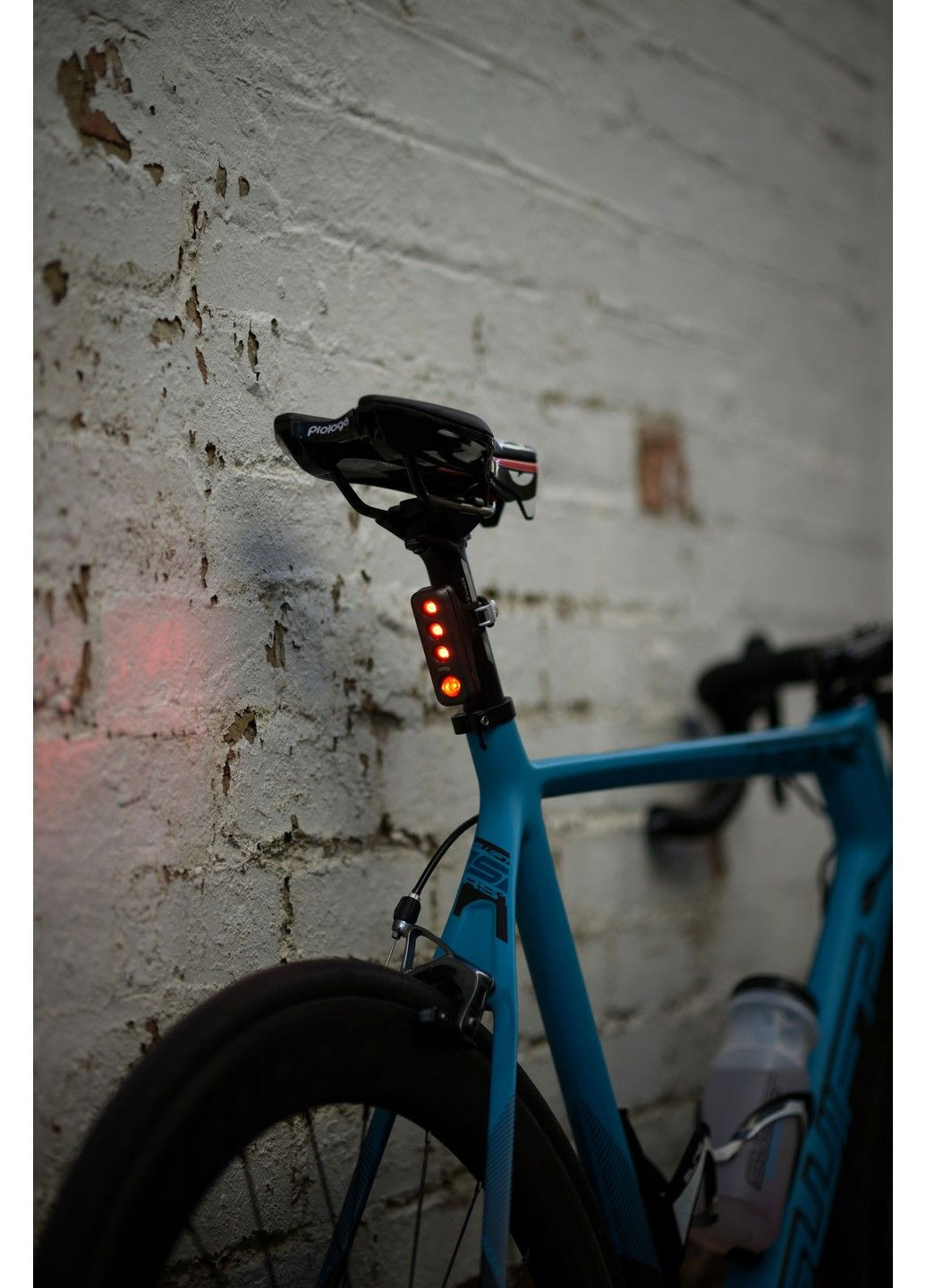 Мигалка задня Blinder Road R70 70 Lumens Black Knog (329726667)