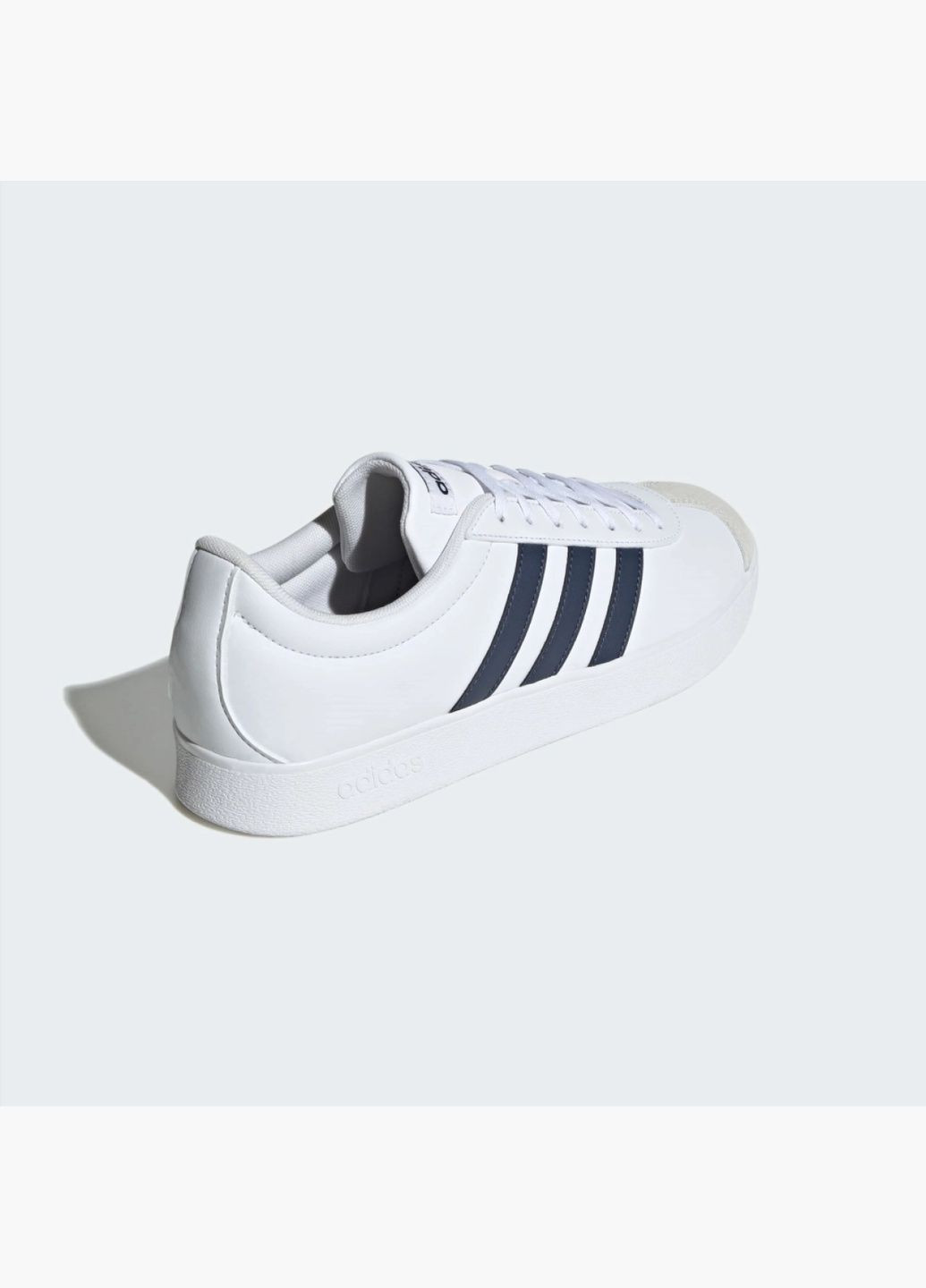 Білі кросівки чоловічі vl court base white id3709 adidas