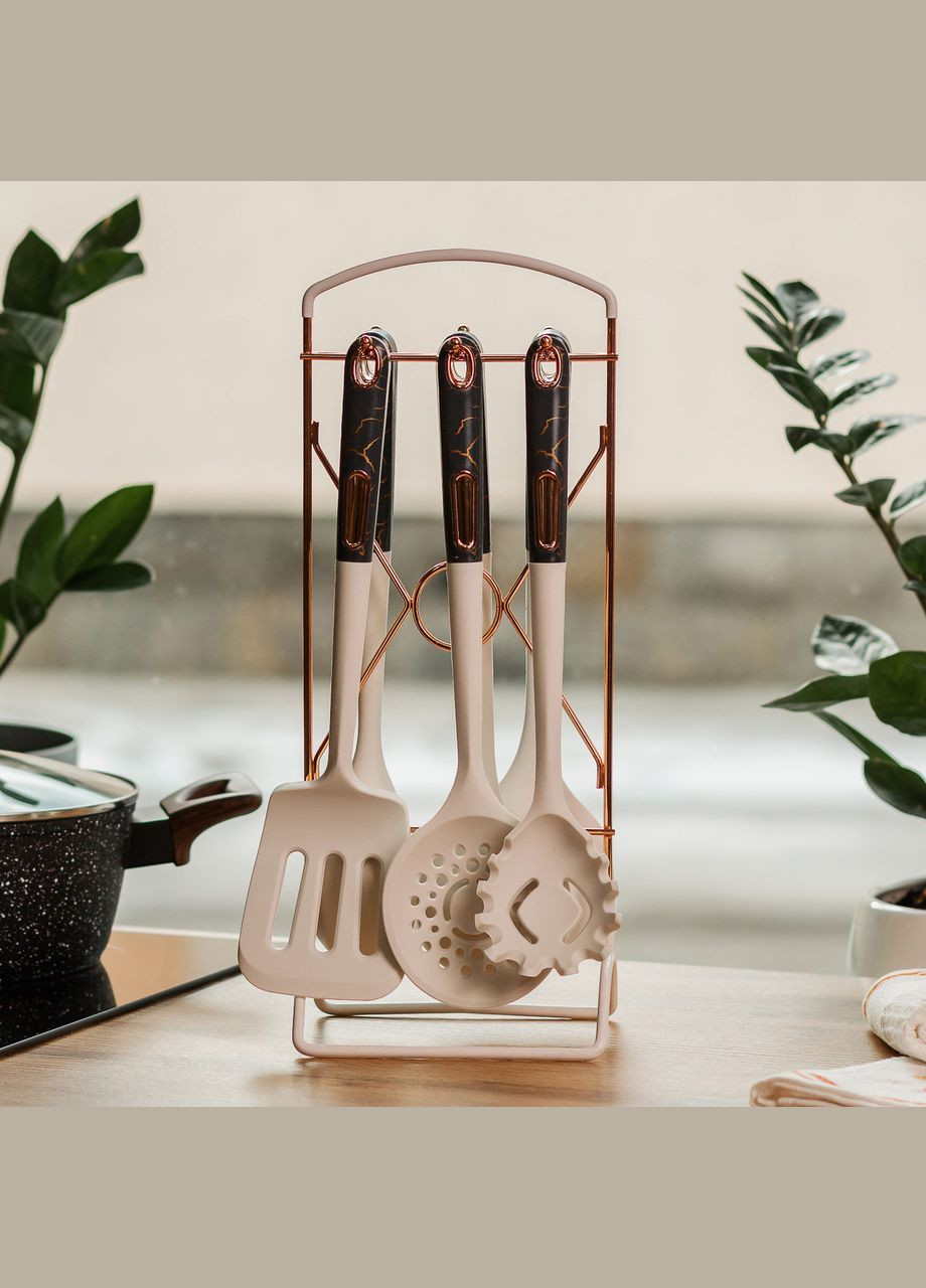 Набор кухонных принадлежностей 6 штук на подставке, бежевый TS Kitchen бежевые,