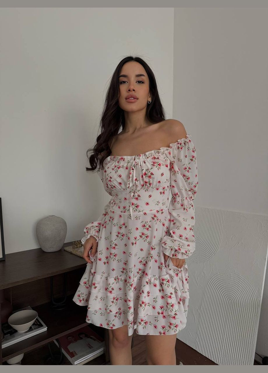 Белое повседневный платье мини с цветочным принтом MonCher с цветочным принтом