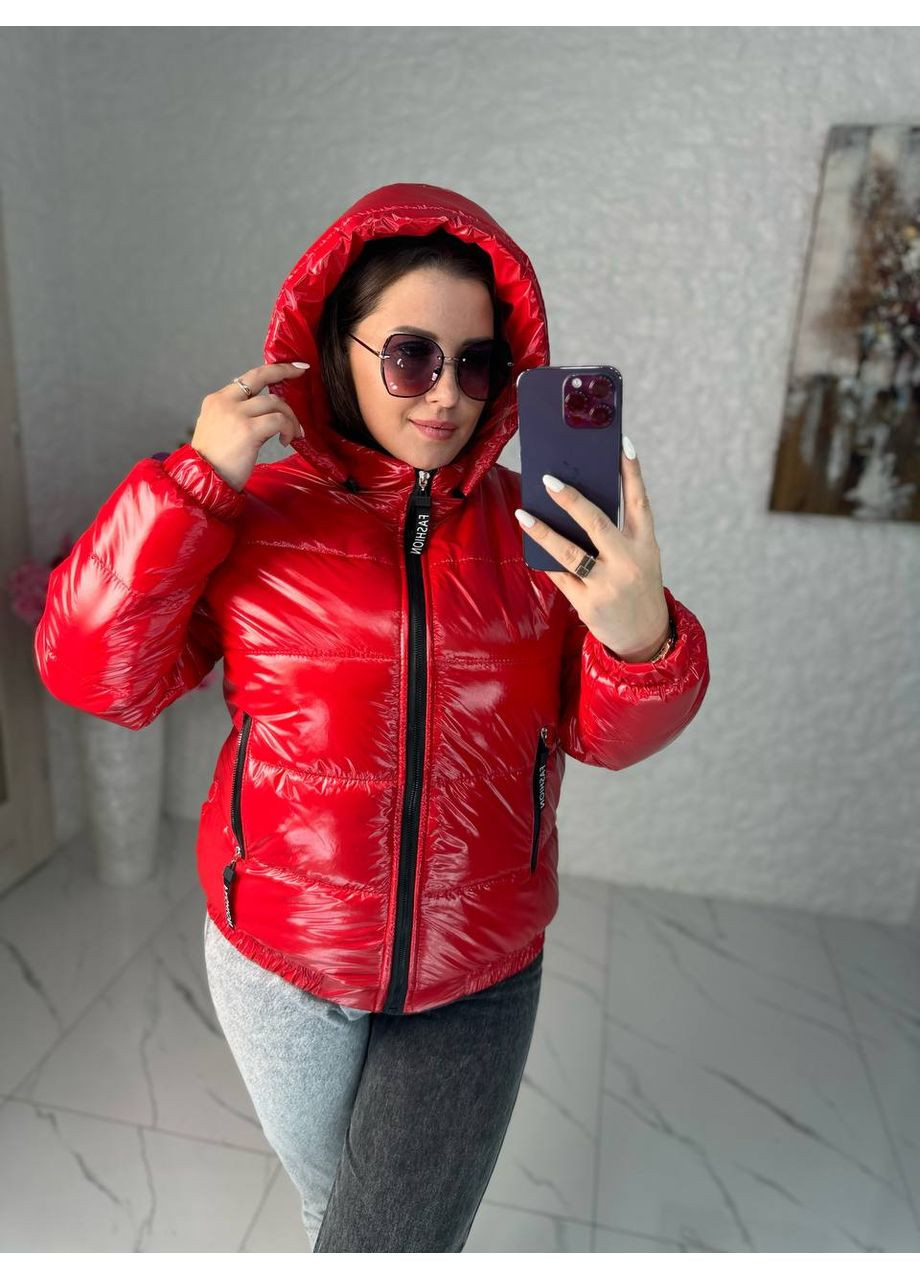 Красная зимняя женская теплая курточка цвет красный New Trend