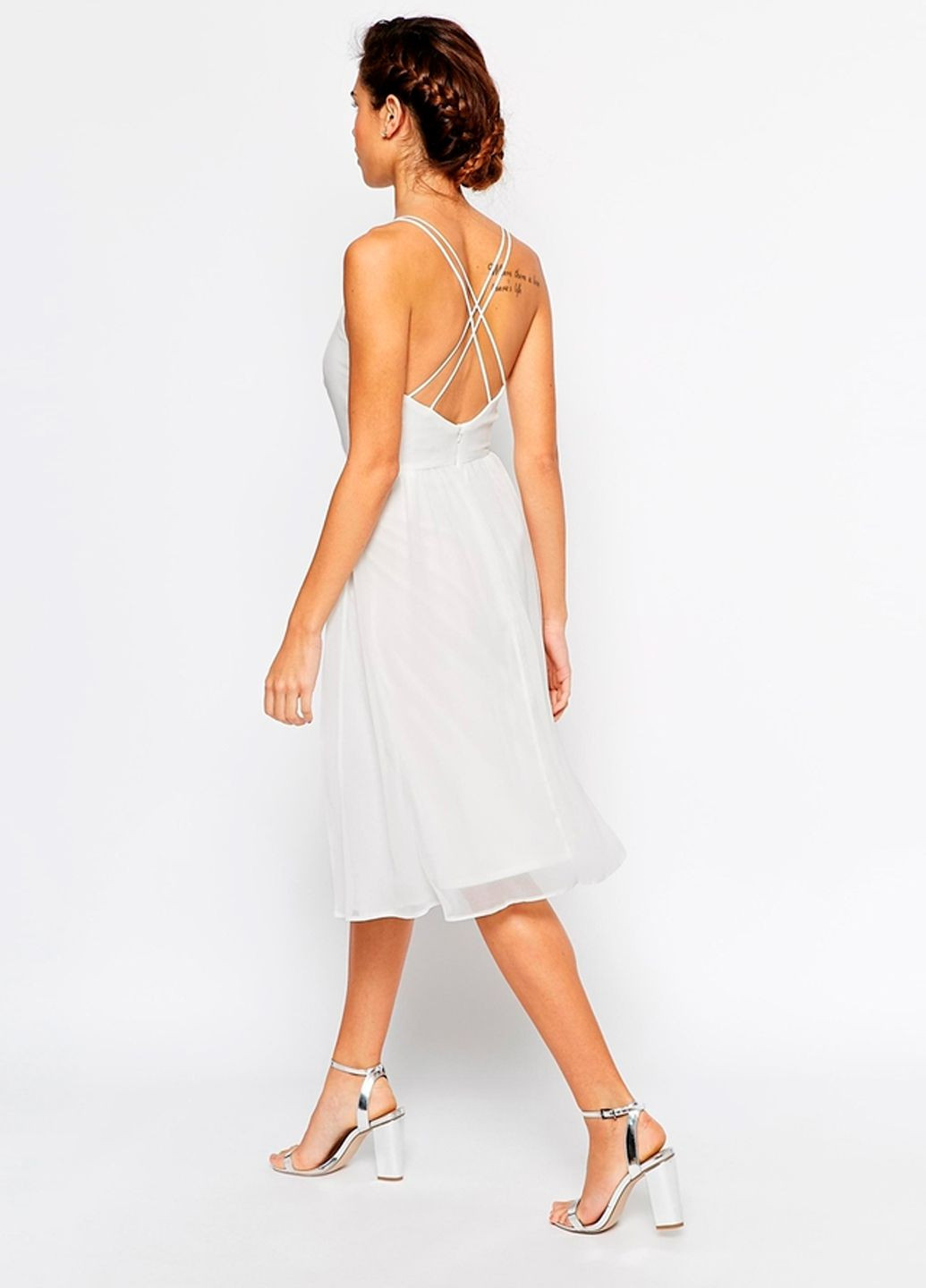 Білий коктейльна, вечірня шифонова міді сукня з відкритою спиною з відкритою спиною, з відкритими плечима Elise Ryan однотонна