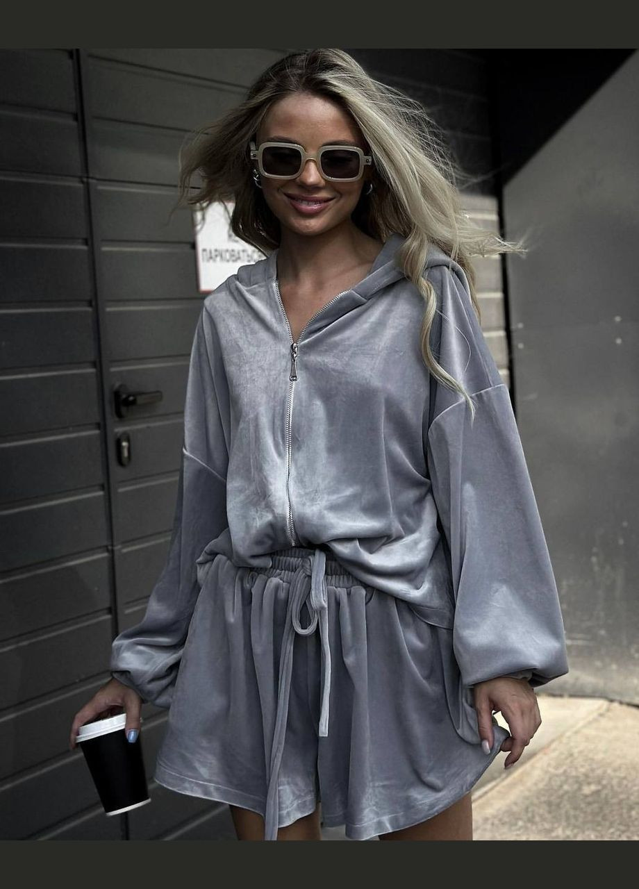 Серый велюровый костюм с шортиками, летний приятный к телу костюмчик No Brand 1456-1 (333656014)