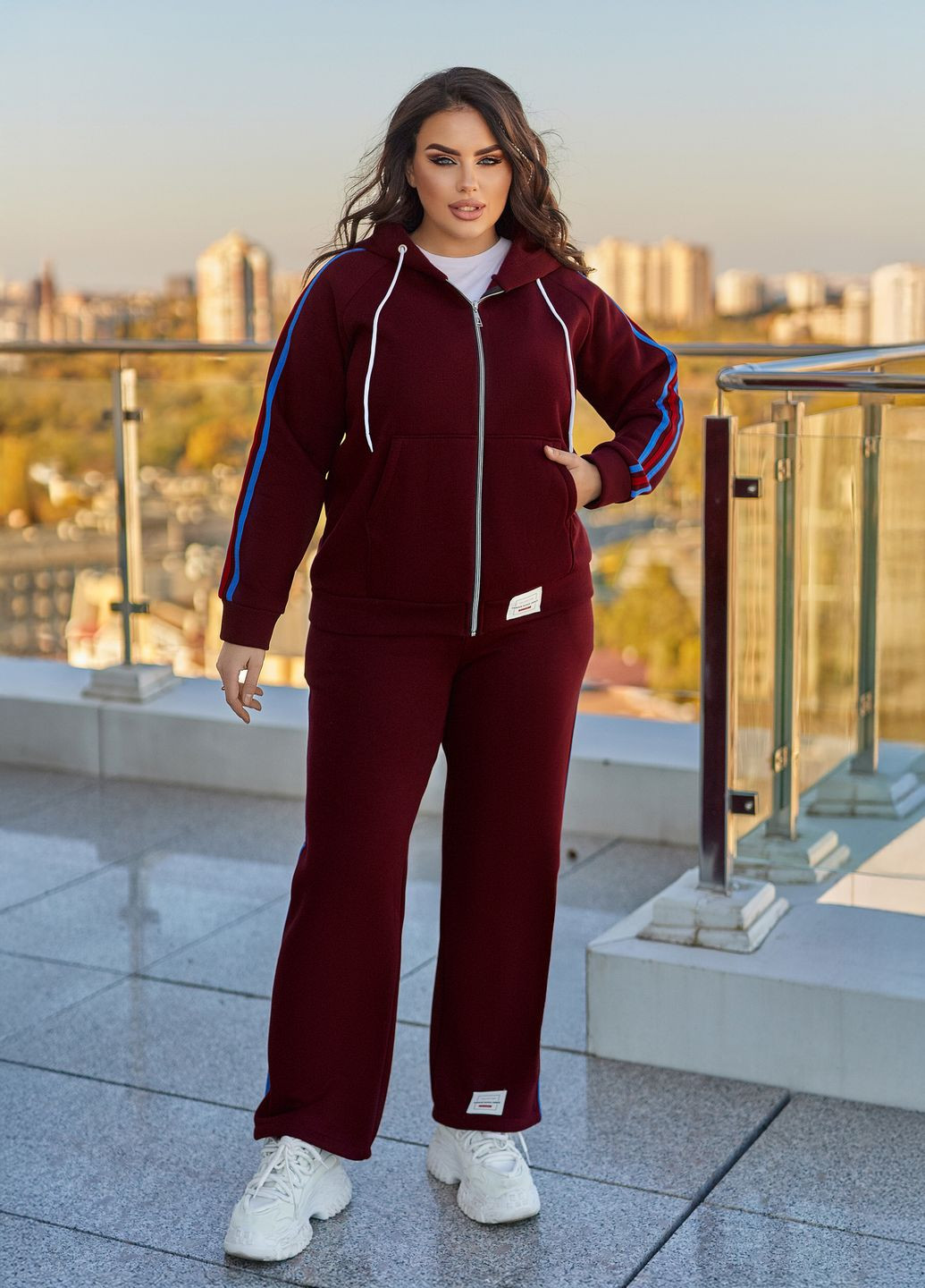 Спортивный костюм женский зимний оверсайз с лампасами и капюшоном (худи + штаны) No Brand (365765649)