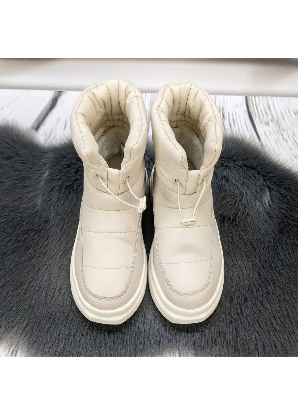 Зимние сапоги дутики зимние женские Lonza