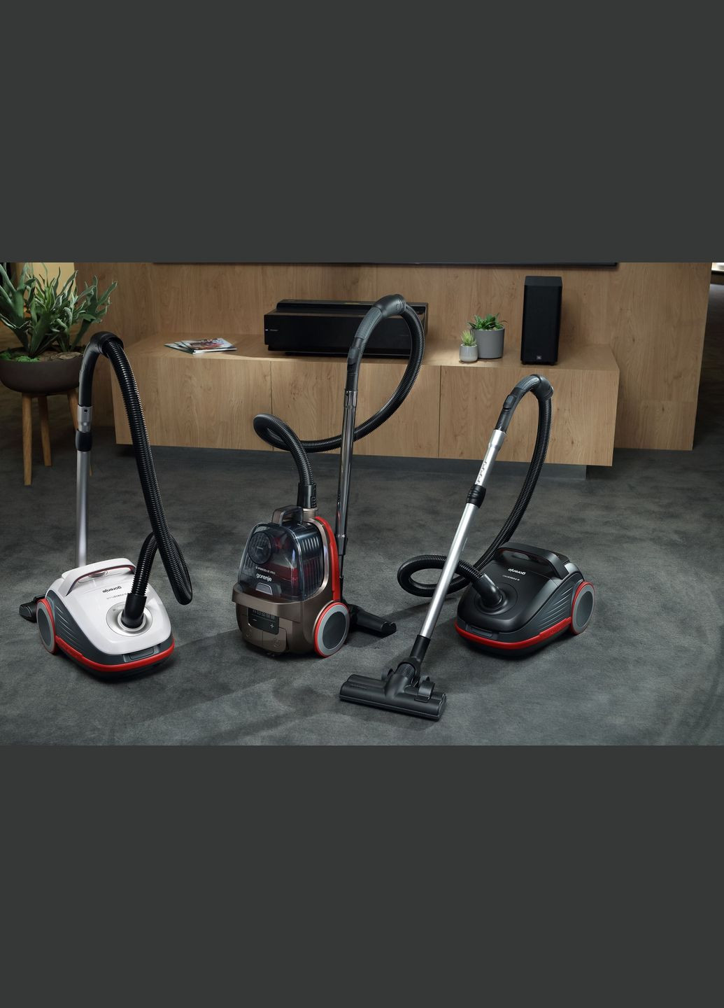 Пилосос мішковий, 700Вт, 3л, HEPA, щітка Xpand Zone, телескоп Gorenje (314749882)