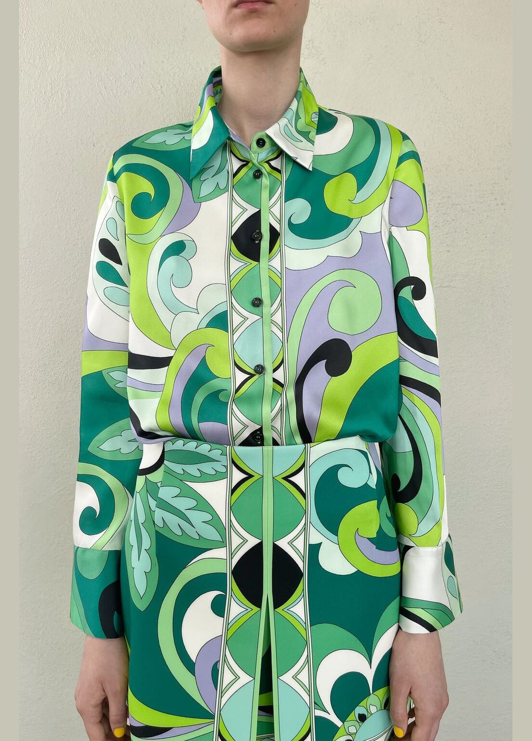 Зеленая рубашка Zara с длинным рукавом