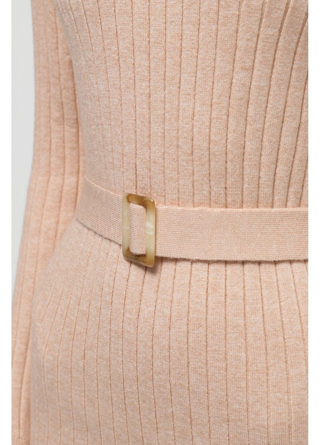 Персиковое деловое платье pw940 Sewel