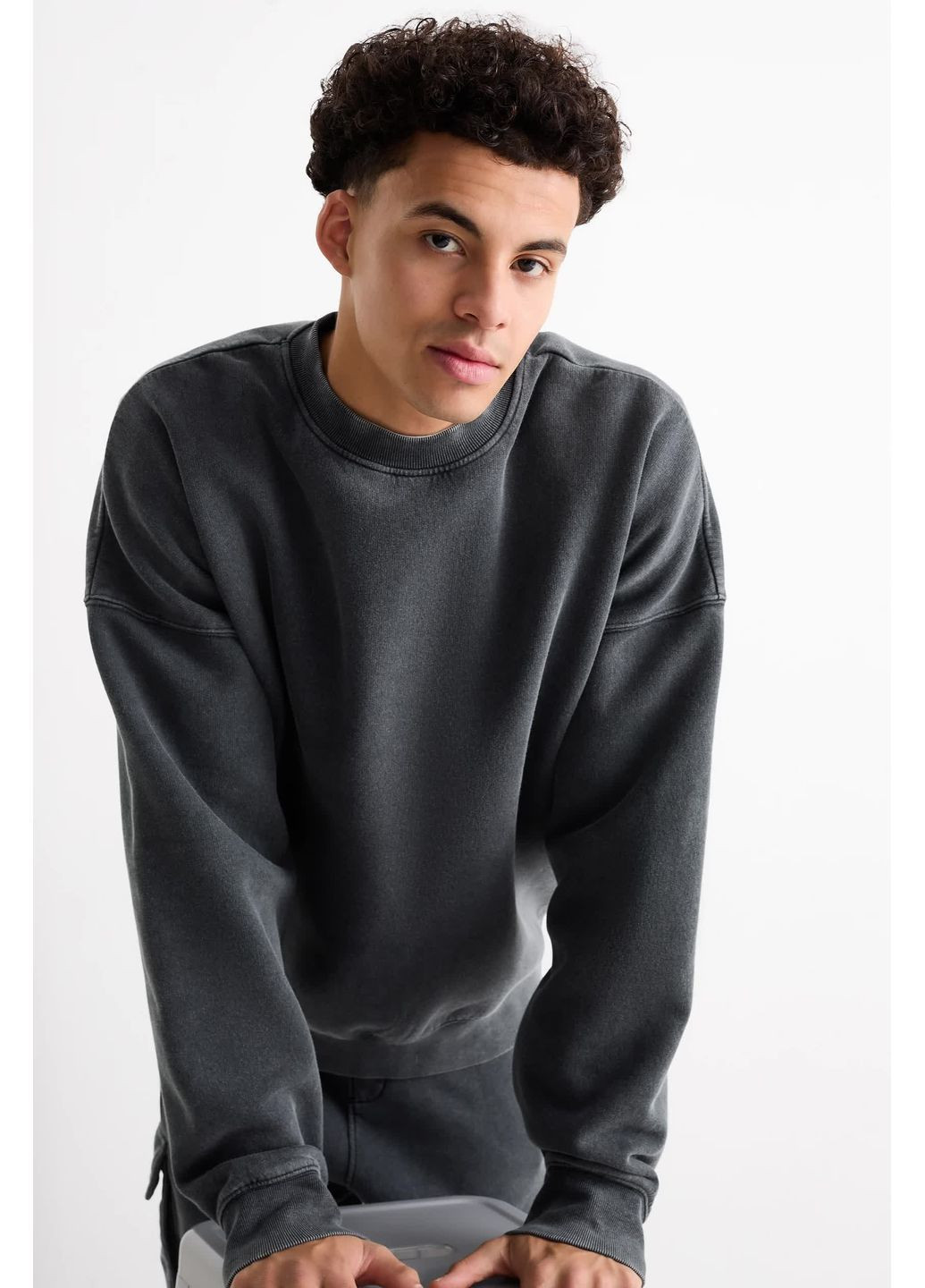 Сірий світшот C&A (366474024)