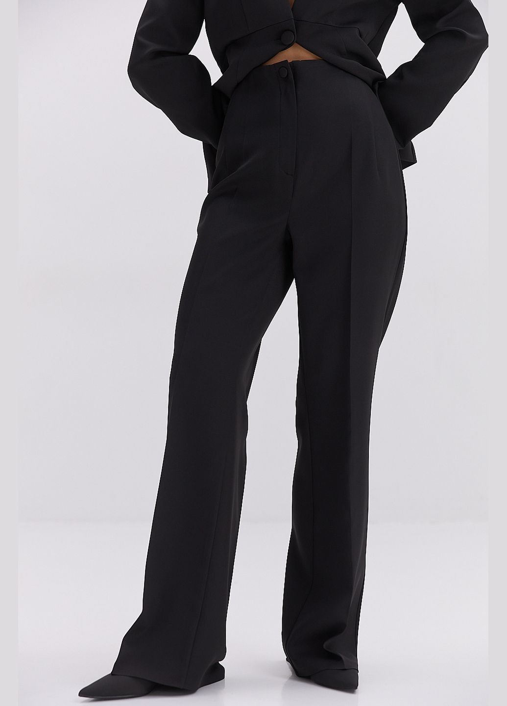 Женские классические брюки молочные со стрелками Arjen (317233870)