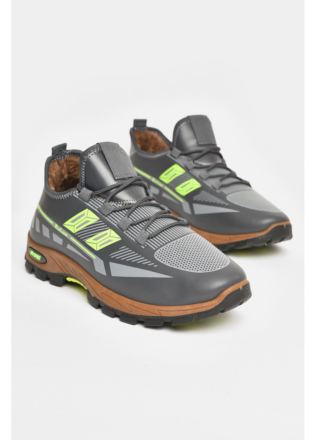 Сірі Зимовий кросівки чоловічі на штучному хутрі сірого кольору Let's Shop