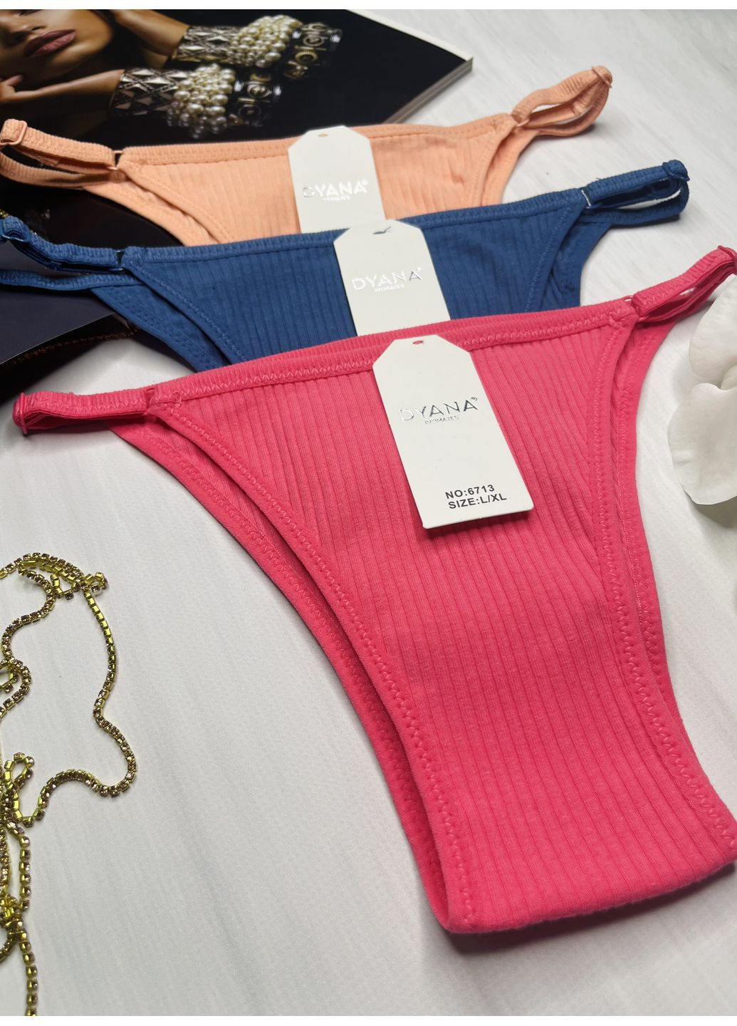 Комплект трусів 3 шт в рубчик з регуляторами об'єму Dyana Intimates (352768604)