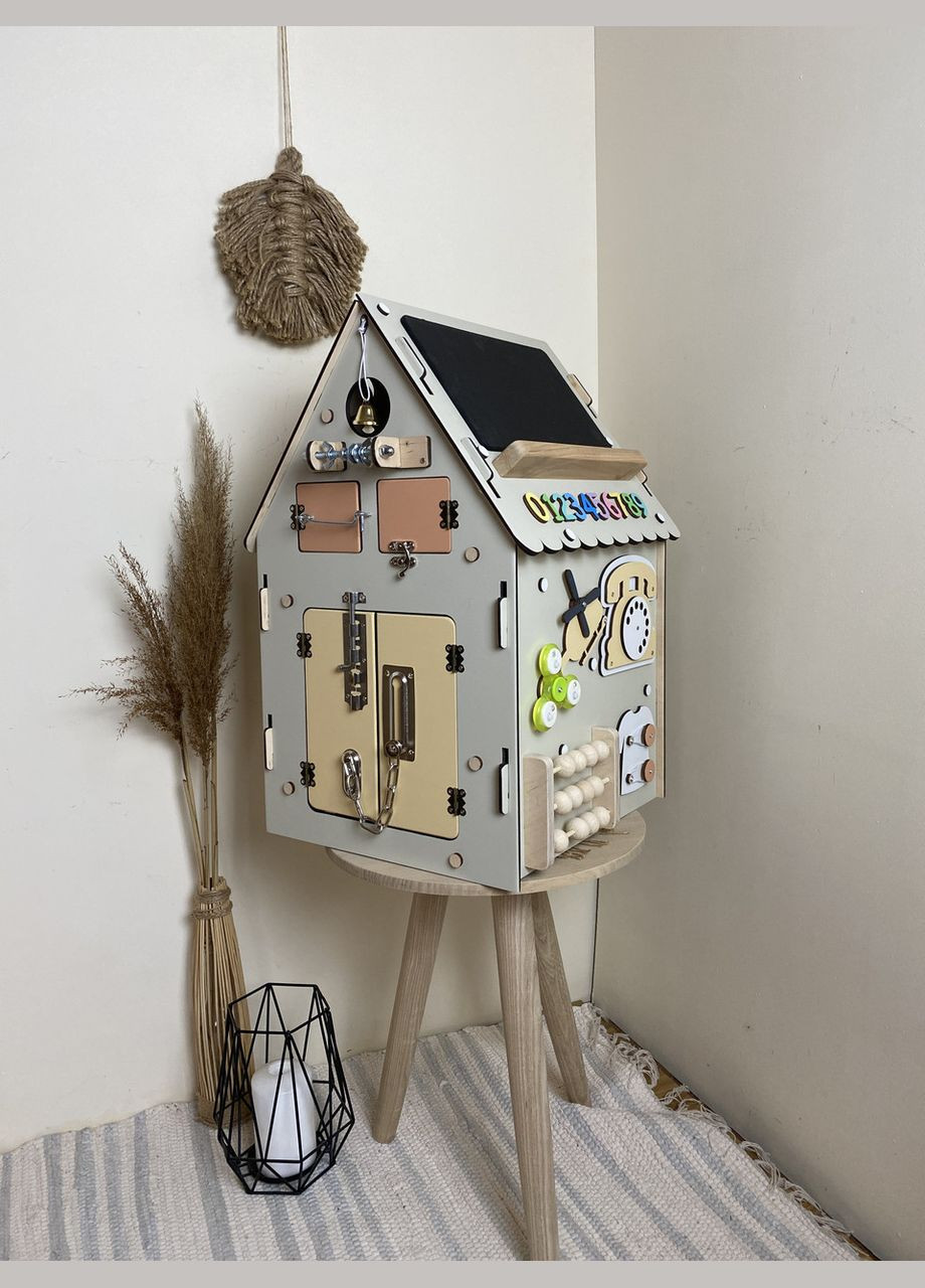 Деревянный развивающий домик, бежевый, нейтральный No Brand (348357594)