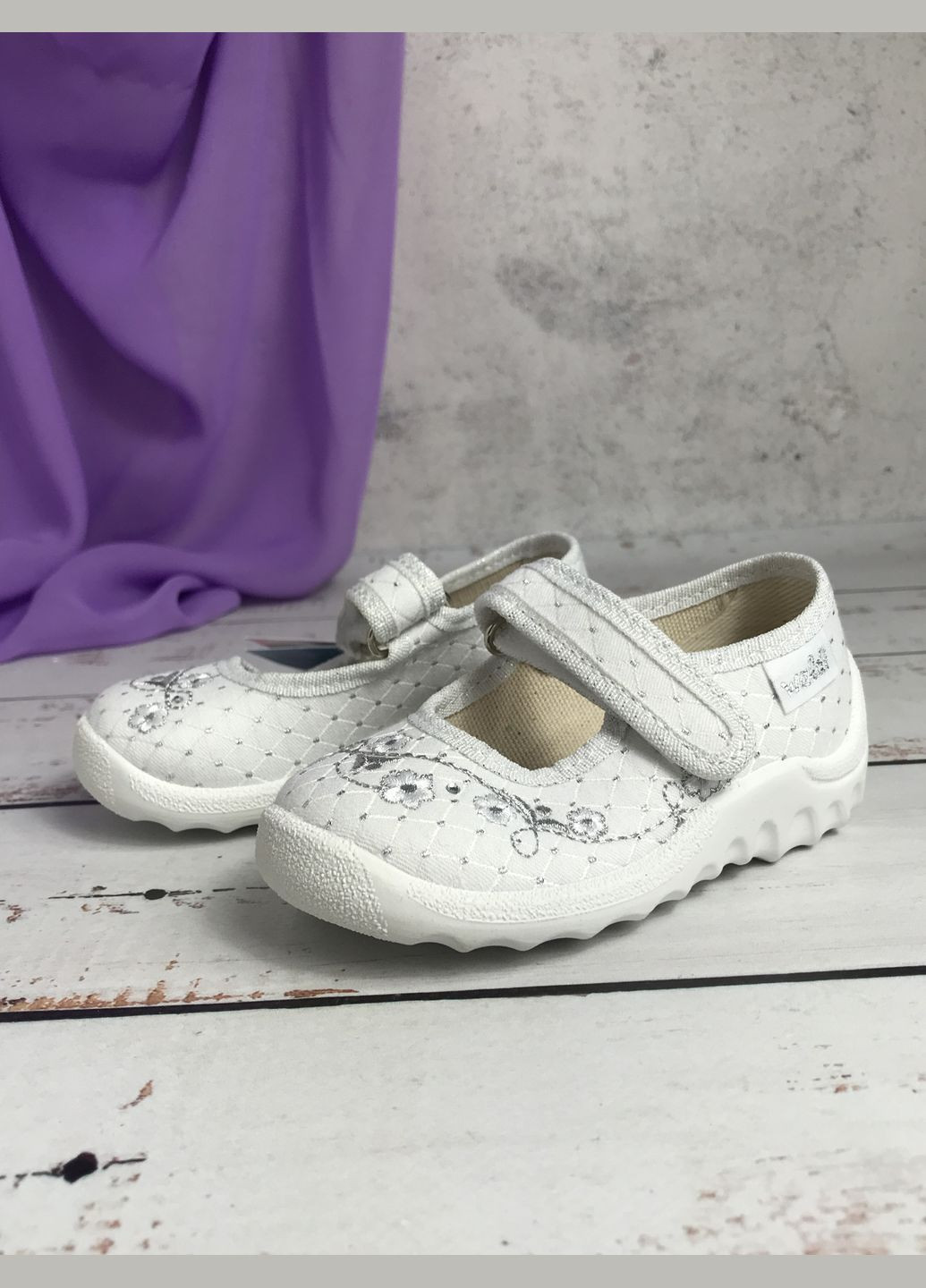 Белые тапочки детские текстильные для девочки белый (051) Waldi с вышивкой