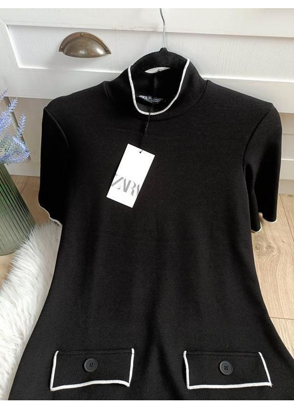 Черное короткое платье с воланами Zara