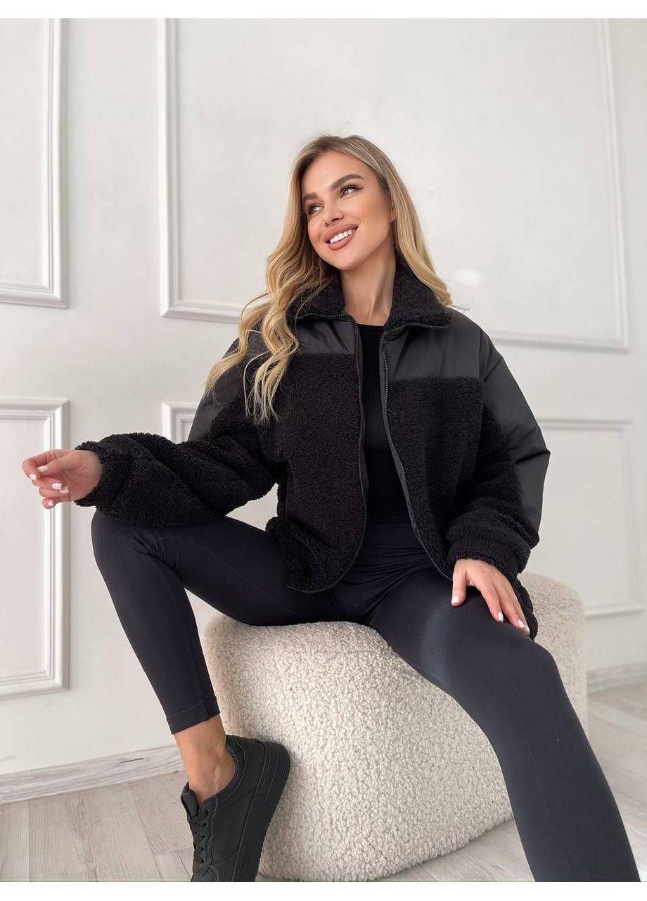 Чорна демісезонна жіноча демісезонна куртка з штучним хутром MonCher