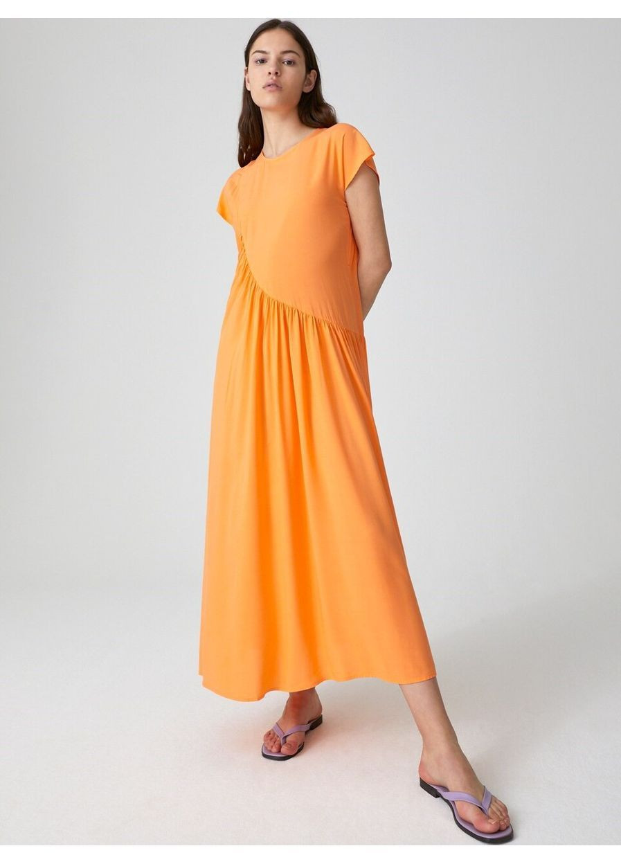Помаранчева сукня Edited