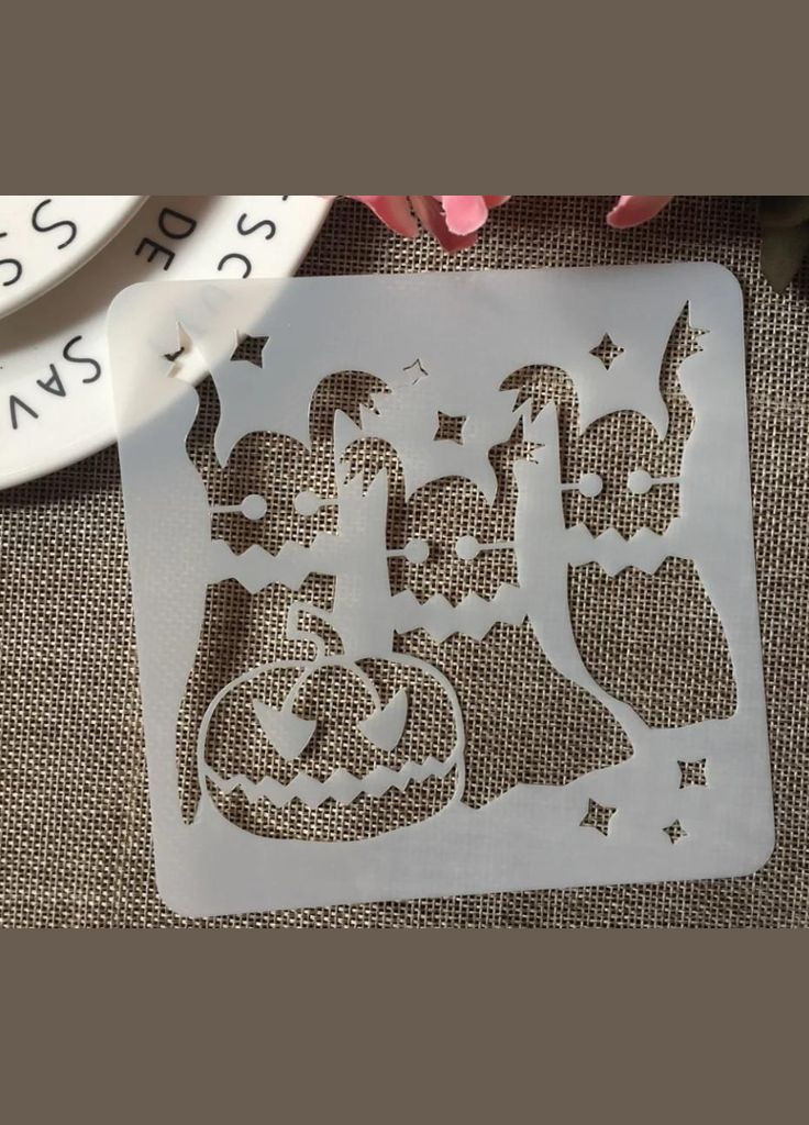 Трафарет Хелловін Привиди з гарбузом 13 на 13 см сірий Jannet Трафарет (303698291)