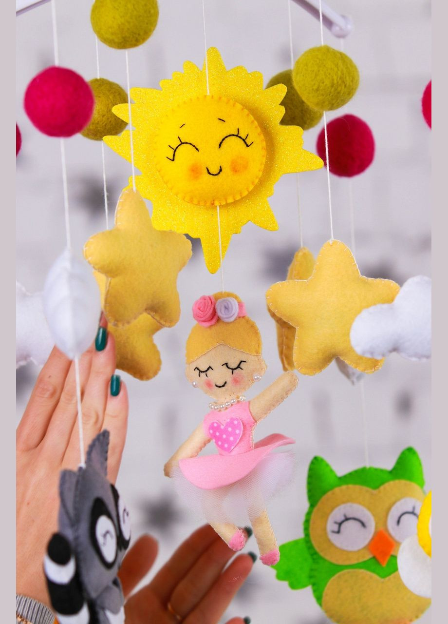 Дитячий мобіль на ліжечко для немовлят WooolyWool «Балеринка» No Brand (342757841)