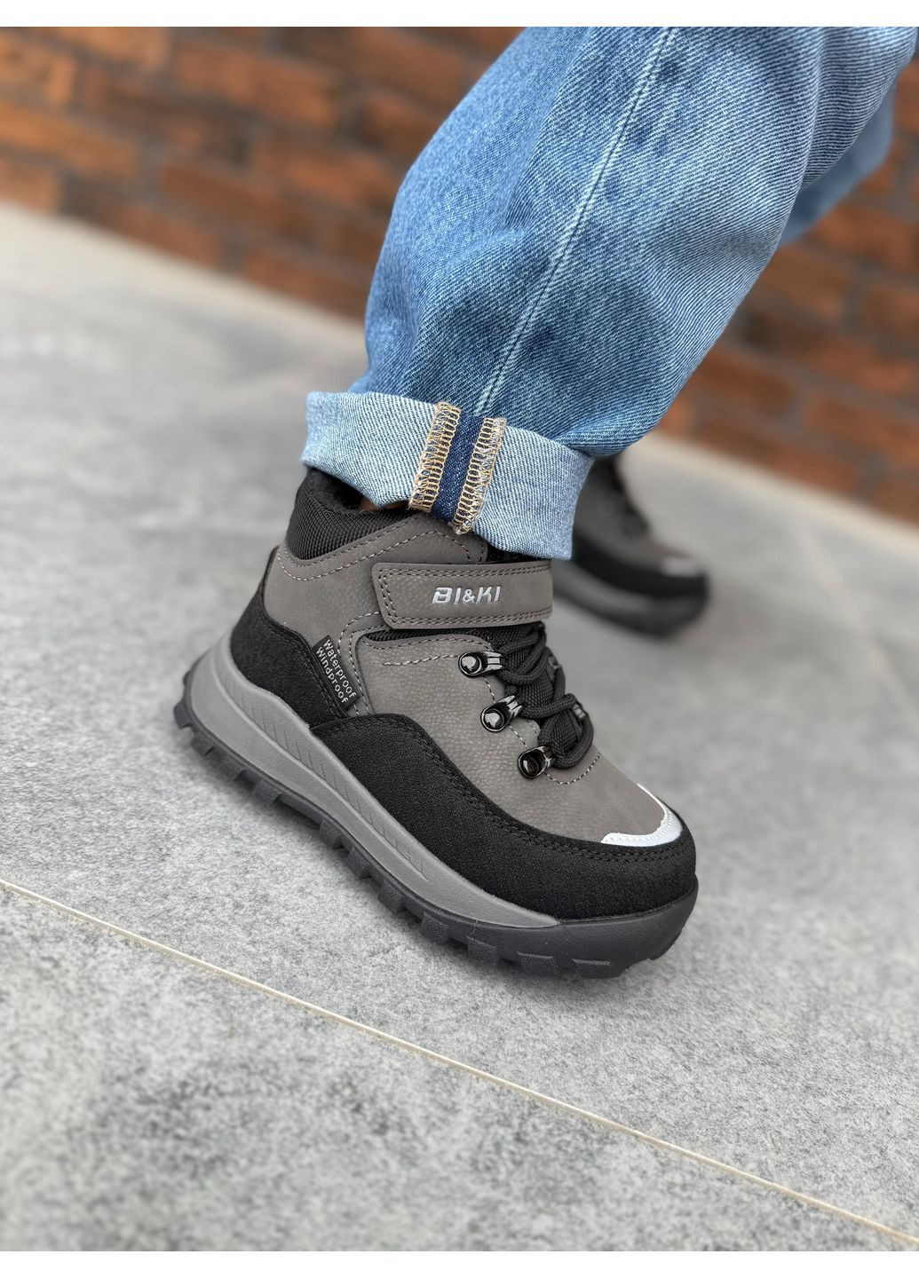 Серые зимние термоботинки для мальчиков от bi&ki. Biki