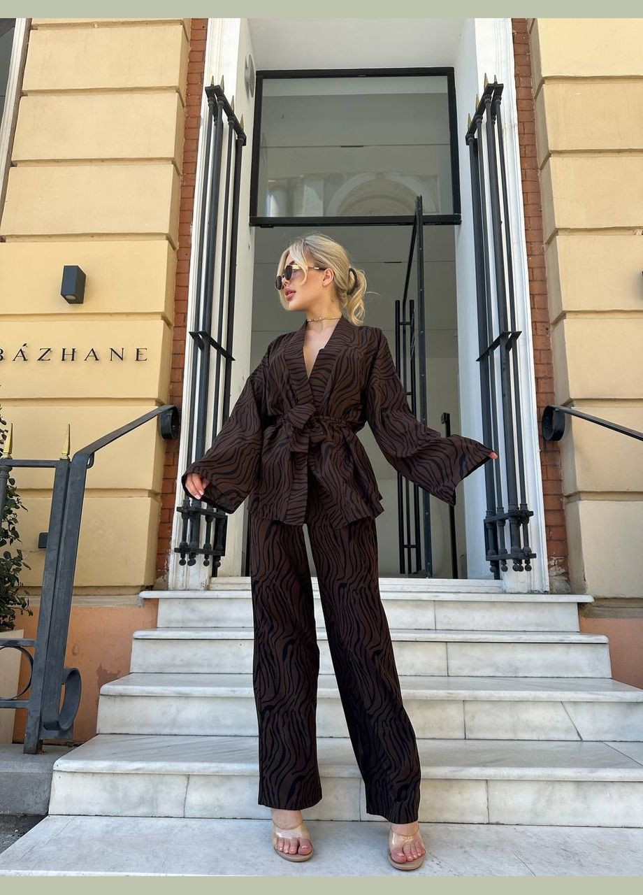 Женский костюм с интересным принтом Adelante (322443682)