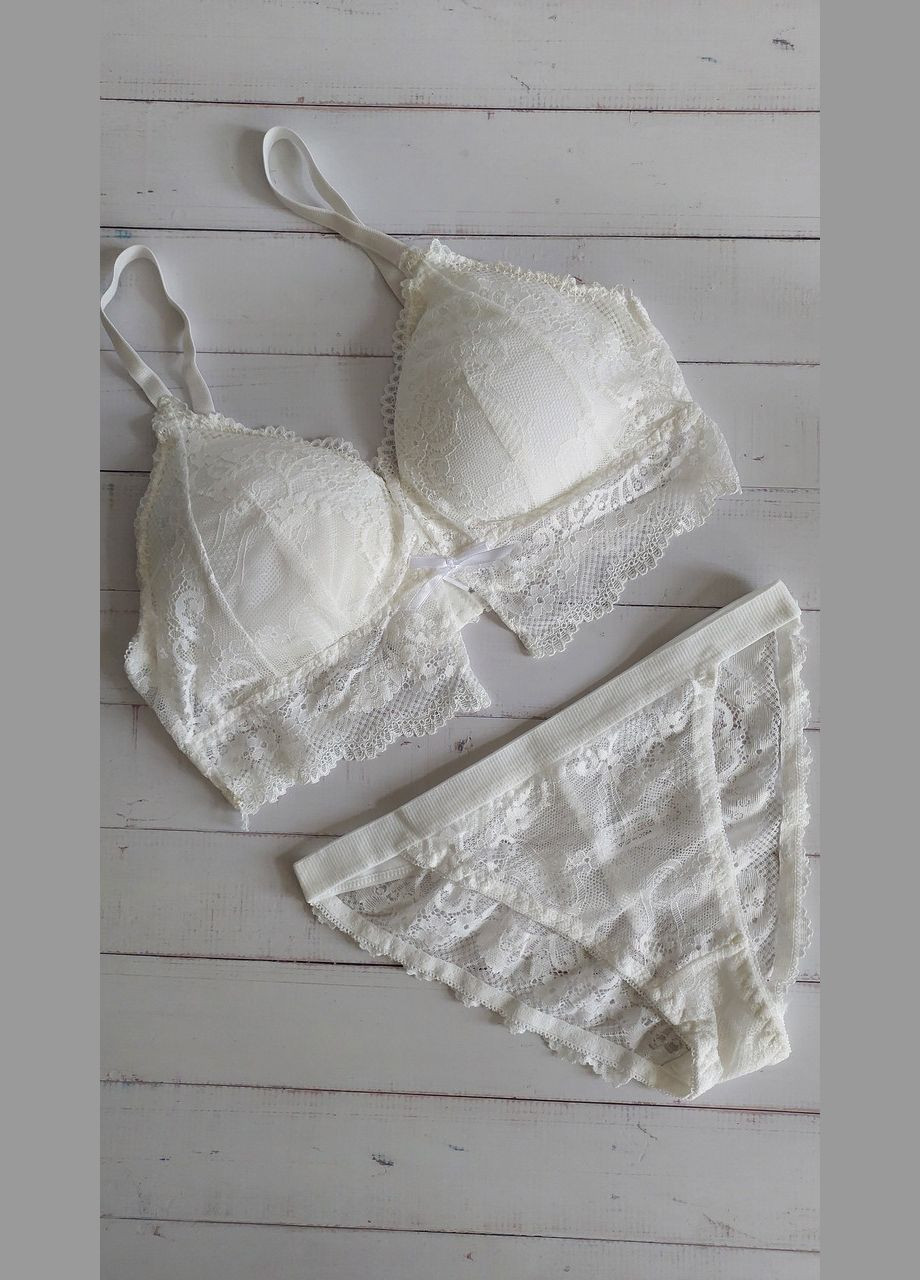 Білий демісезонний комплект нижньої білизни бюстгальтер топ і трусики s/m білий (2-212) New Style