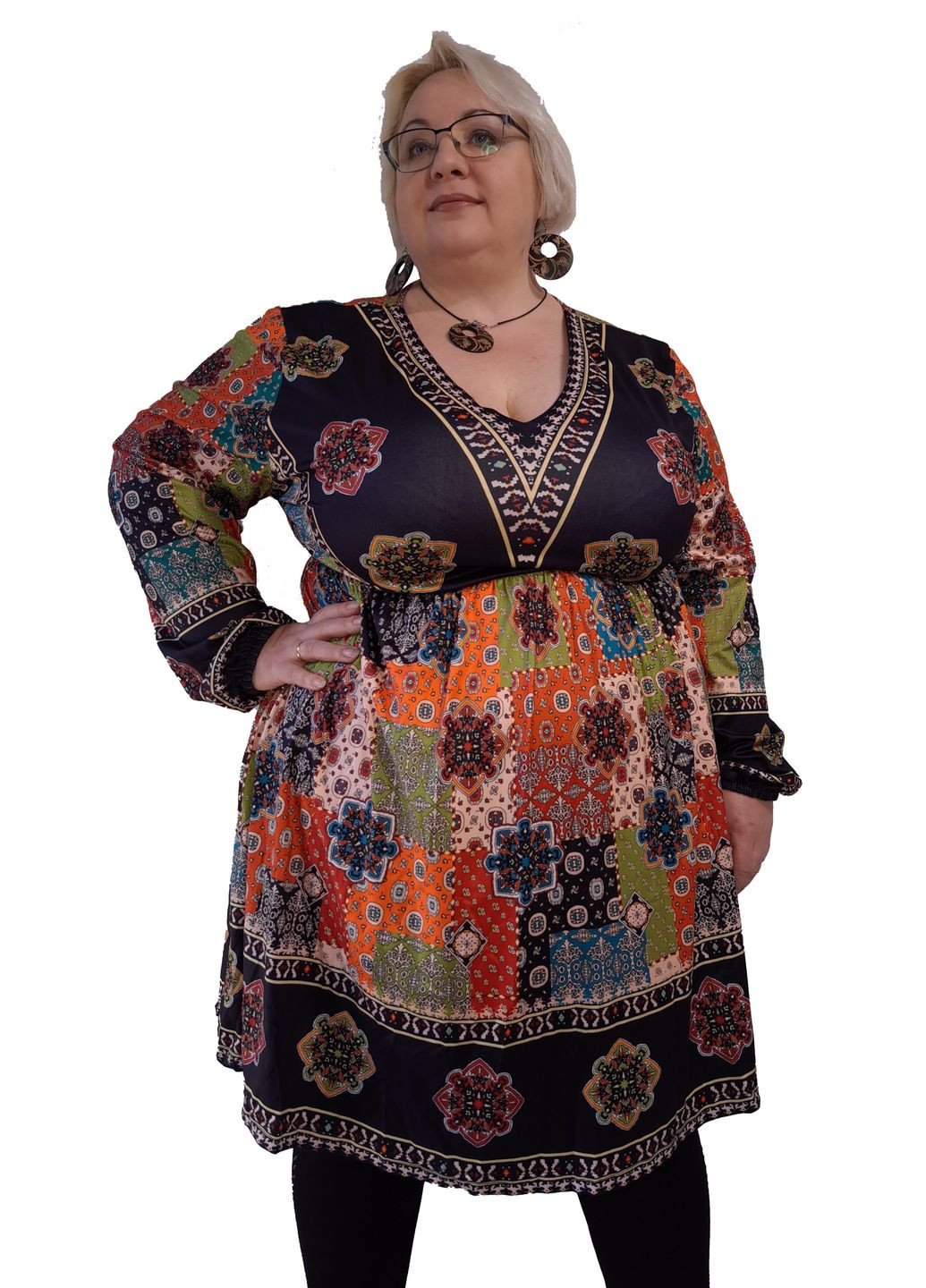 Комбинированное платье-туника женское с v-вырезом "лоскуты" батал размер No Brand