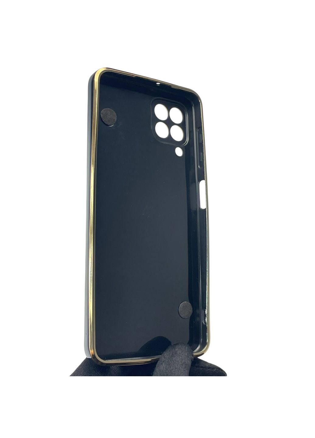 Чехол для телефона Galaxy M32 4G (SM-M325F) женский с ремешком с украшениями и золотой окантовкой на M32 черный gs1 Samsung (366230940)